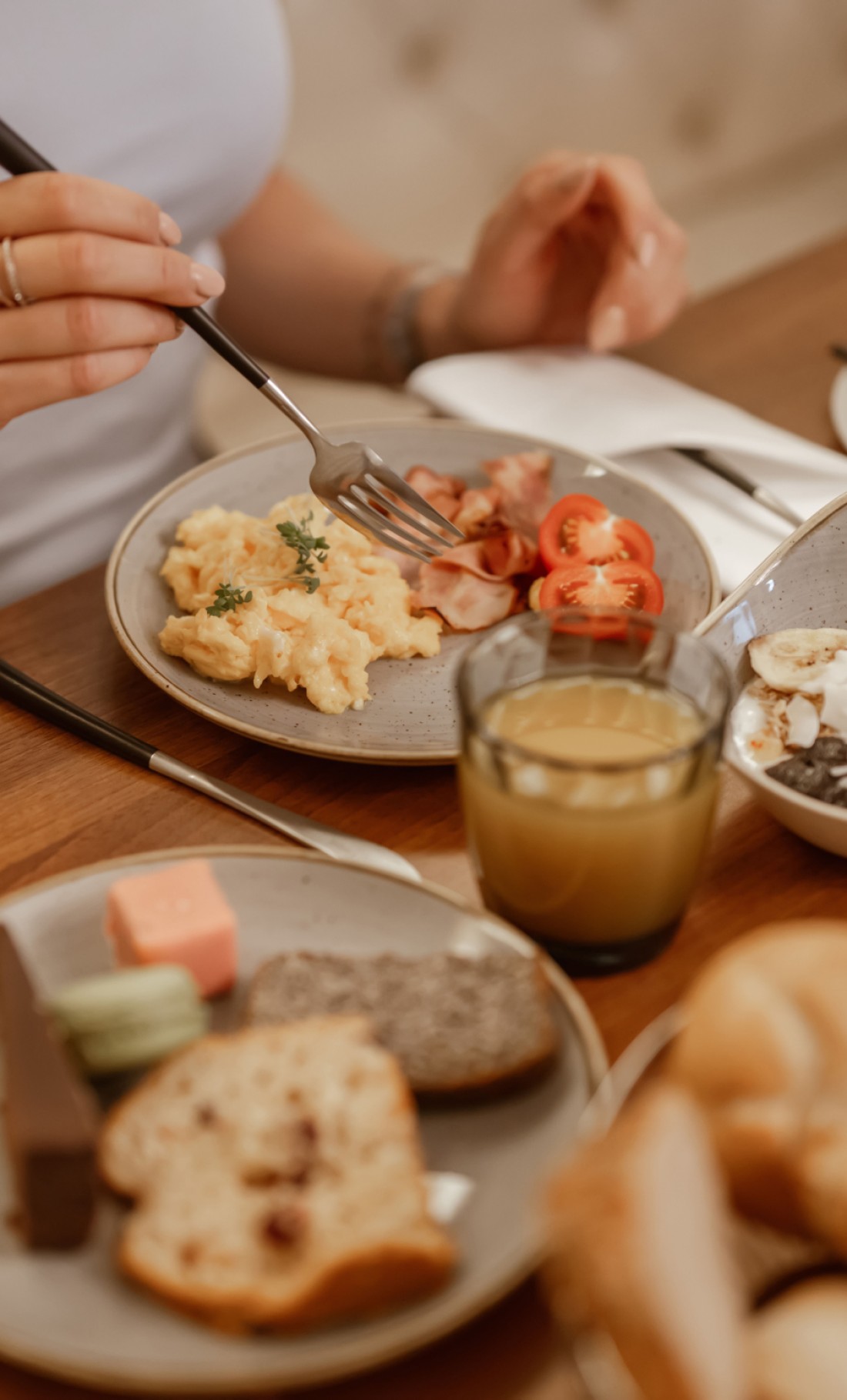 Frisch zubereitete Fr&uuml;hst&uuml;cksspezialit&auml;ten f&uuml;r jeden Geschmack