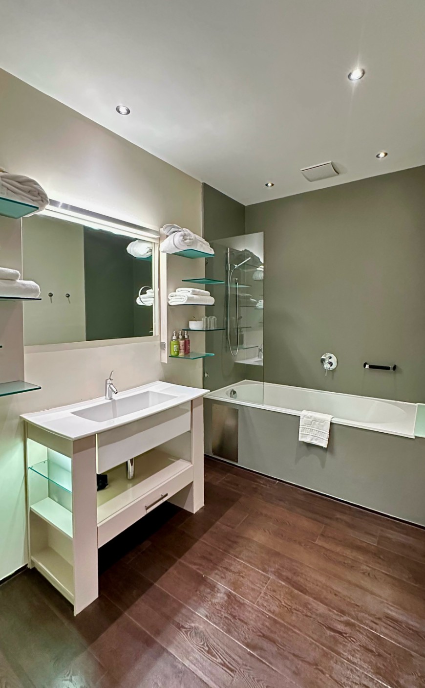 Badezimmer im Doppelzimmer Standard