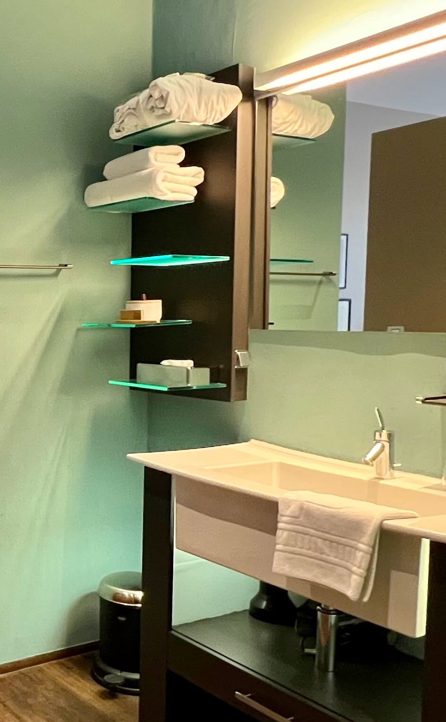 Modernes Badezimmer in der Junior Suite